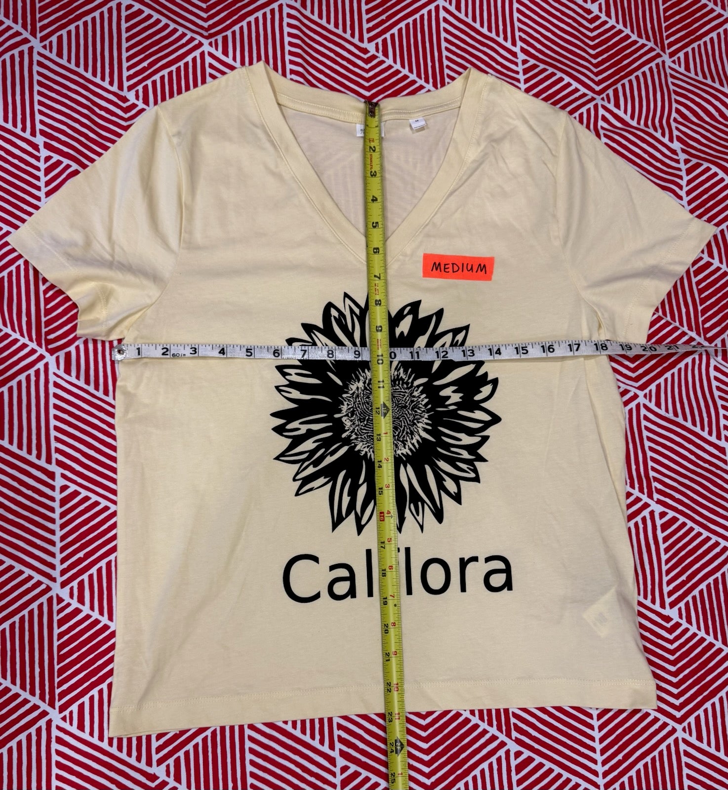 Short sleeve t-shirt (butter, V-neck, women's cut)